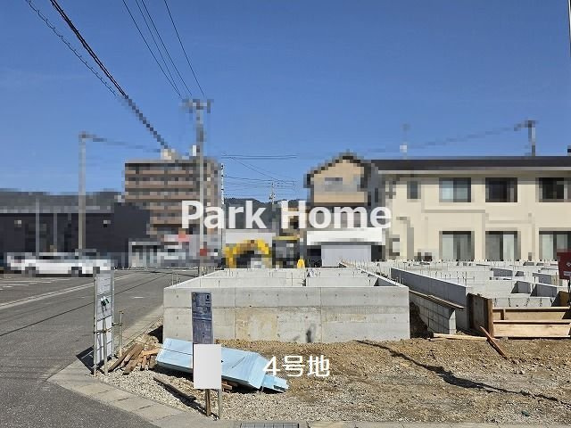 高知市南金田-4号棟- 新築戸建ての前面道路含む現地写真