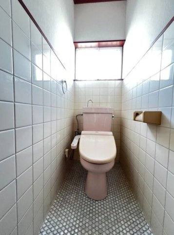 メゾネット松東のトイレ