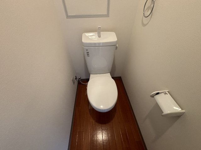 ロジュマンヴェールA棟のトイレ