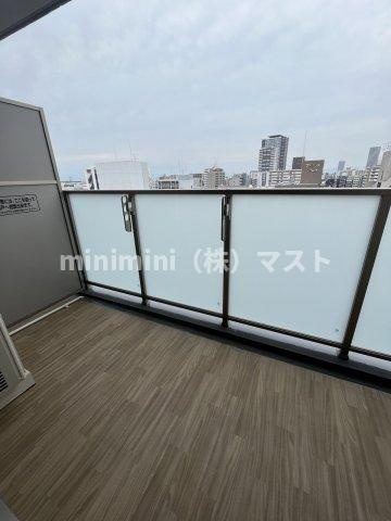 エスグランデ難波グランツ（旧ミラージュパレス難波グランツ）のバルコニー