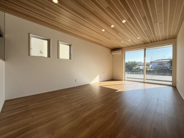 【居間・リビング】 | 本庄市日の出　新築戸建　フルクラシル　全3棟　B号棟