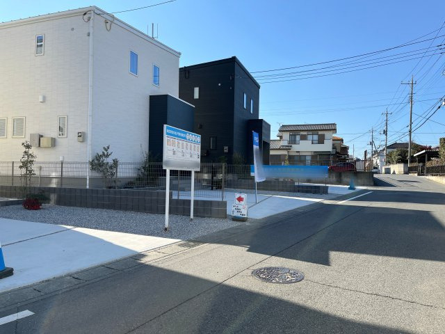 【前面道路含む現地写真】 | 本庄市日の出　新築戸建　フルクラシル　全3棟　B号棟