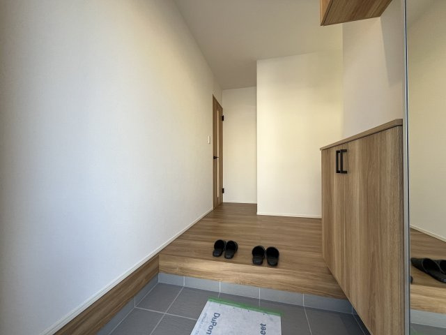 【玄関】 | 本庄市日の出　新築戸建　フルクラシル　全3棟　B号棟