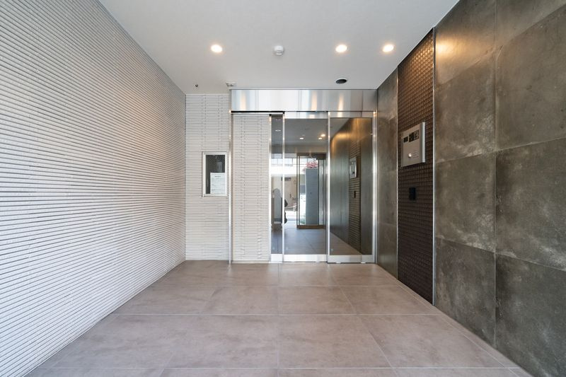 クレヴィスタ三軒茶屋のエントランス