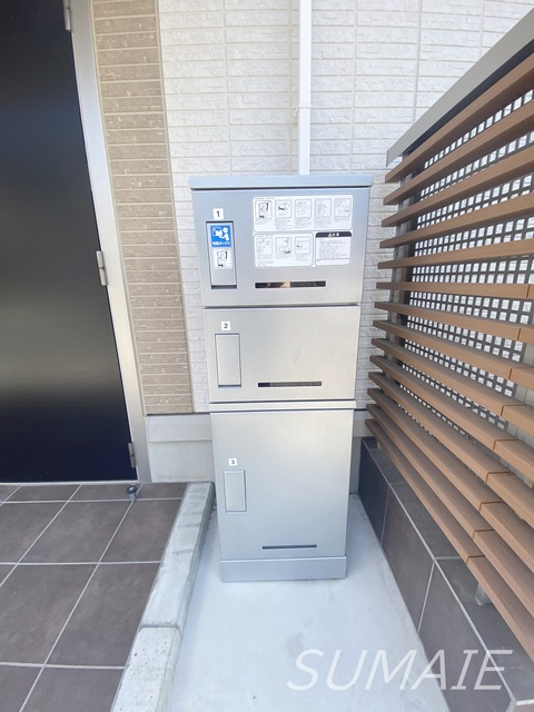 ハイクレア篠崎のその他共用部分|宅配ボックス付きです！
