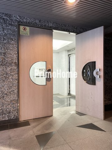 オリオ神田のエントランス