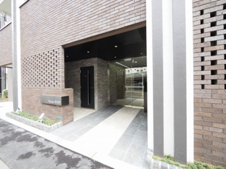 【エントランス】 | プランドール新北野 | 落ち着いたエントランスです