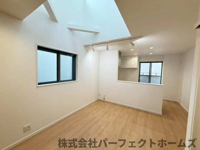 【居間・リビング】の画像