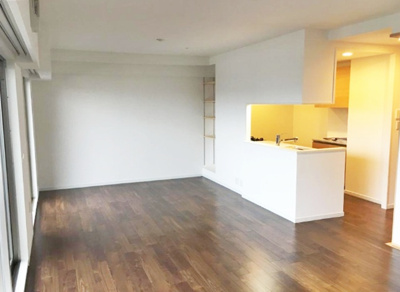 【居間・リビング】 | ジオ甲子園口ノーヴ | 2017年7月、キッチン棚造作・4LDKから3LDKへ間取り変更、85平米超のゆとりの住まい