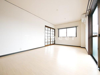 【寝室】 | マルヤハイツ