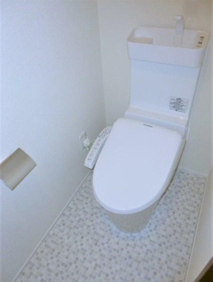 【トイレ】 | アークチェリー | 温水洗浄便座。