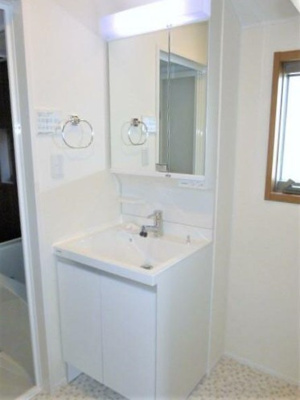 【独立洗面台】 | アークチェリー | 嬉しい独立洗面台付き。