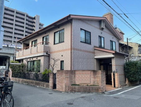 クリニック居抜き店舗の外観