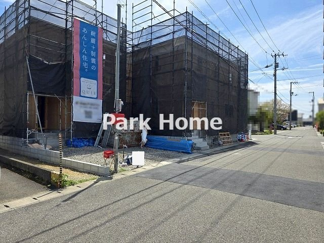 高知市南金田-5号棟- 新築戸建ての前面道路含む現地写真