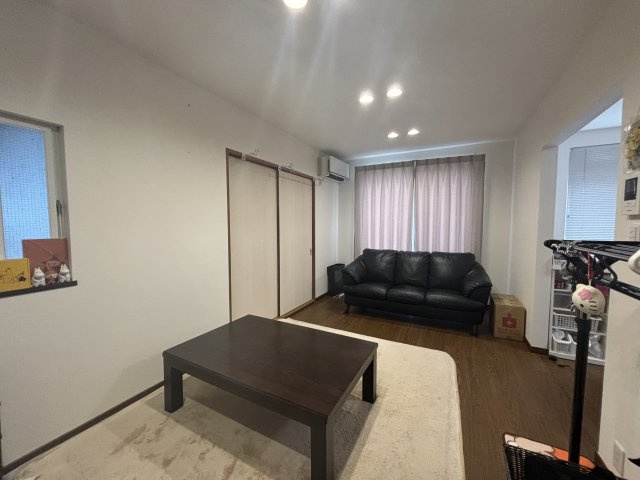 下関市 豊浦町大字川棚 戸建の居間・リビング