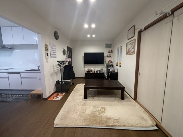 下関市 豊浦町大字川棚 戸建の居間・リビング