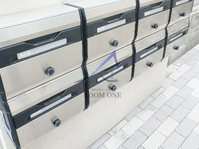 Ｇｌａｎｚ王子ＷＥＳＴのその他共用部分|集合ポストです。