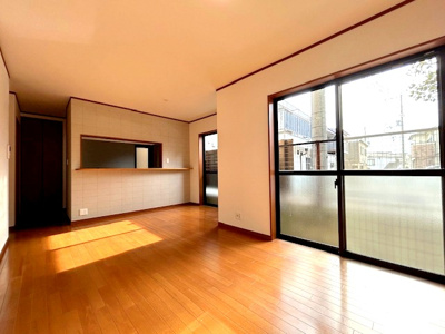 【居間・リビング】 | 枚方市東山1丁目戸建