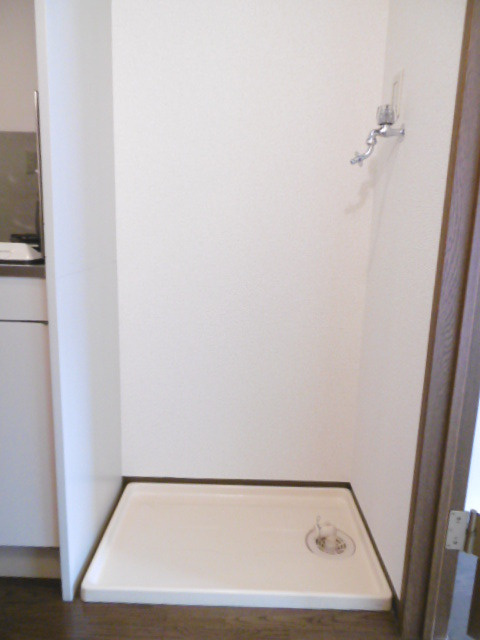 Ｂｉｇ　Ｔｈｒｏｕｇｈの設備|防水板