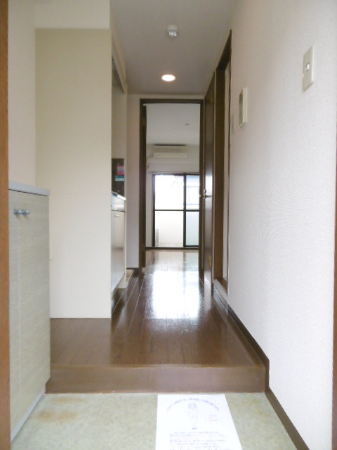 Ｂｉｇ　Ｔｈｒｏｕｇｈの居間・リビング|居室3