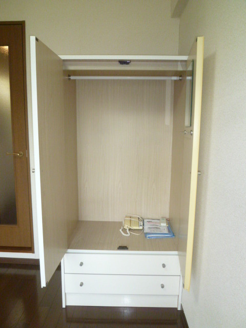 Ｂｉｇ　Ｔｈｒｏｕｇｈの収納|収納