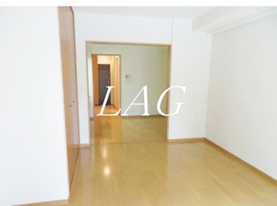 【居間・リビング】 | グランデュール千鳥 | 洋室のお部屋です。