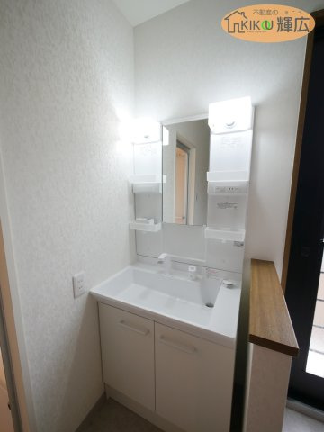 【独立洗面台】 | 加古川市平岡町西谷　中古戸建
