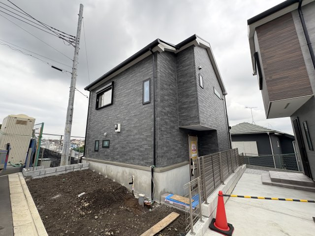 瀬谷区下瀬谷2丁目新築分譲戸建て/小・中学校徒歩10分圏内/スーパー2分/眺望良好