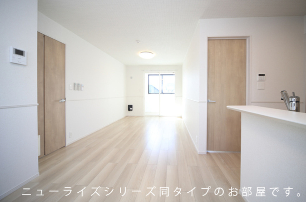 パルミエＡの居間・リビング