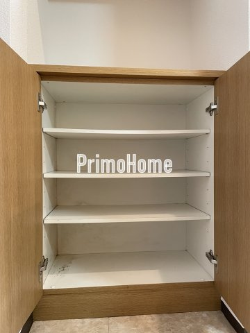 スカイコート神田の収納