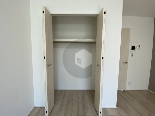 フジパレス俊徳道イーストの収納