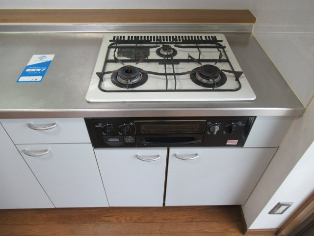 サンロード松山のキッチン|302号室のサンプル写真となります