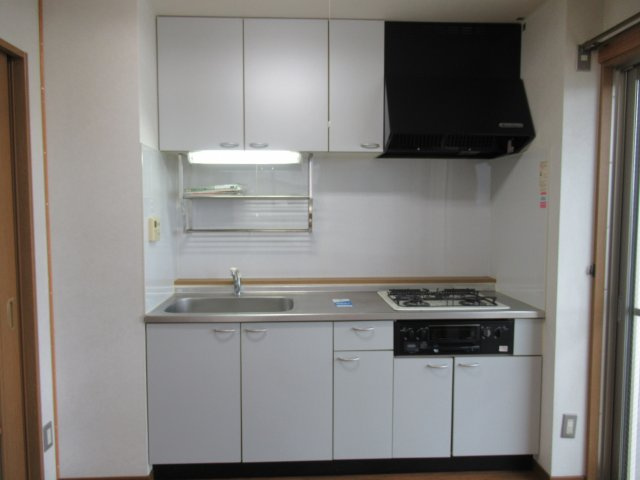 サンロード松山のキッチン|302号室のサンプル写真となります