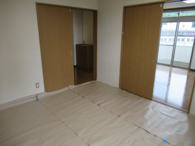 サンロード松山の内装|302号室のサンプル写真となります