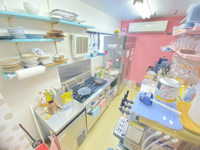 明大寺町 丸勝ビルの内装