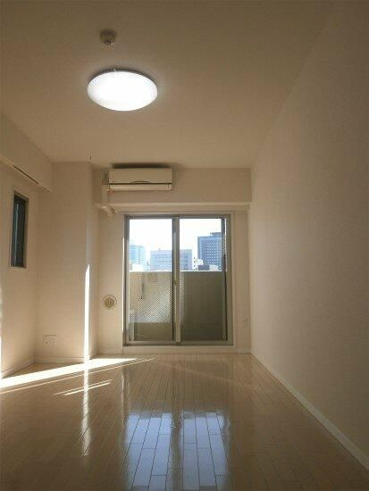 カスタリア神保町の居間・リビング