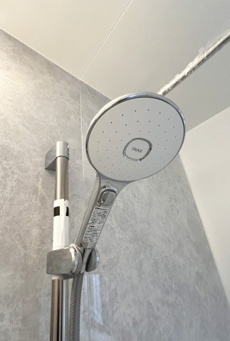 新築戸建　三島市幸原町二丁目55番　全２棟　A号棟の発電・温水設備|節水シャワーヘッド