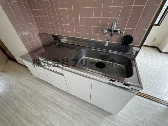 三鷹市下連雀６丁目の賃貸マンションのキッチン