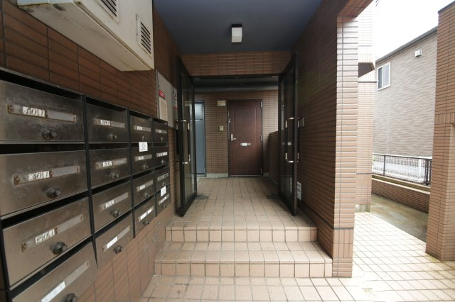 サンライフ宮本のエントランス