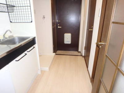 【玄関】 | レガシィ小杉 | 他のお部屋の参考写真となります。