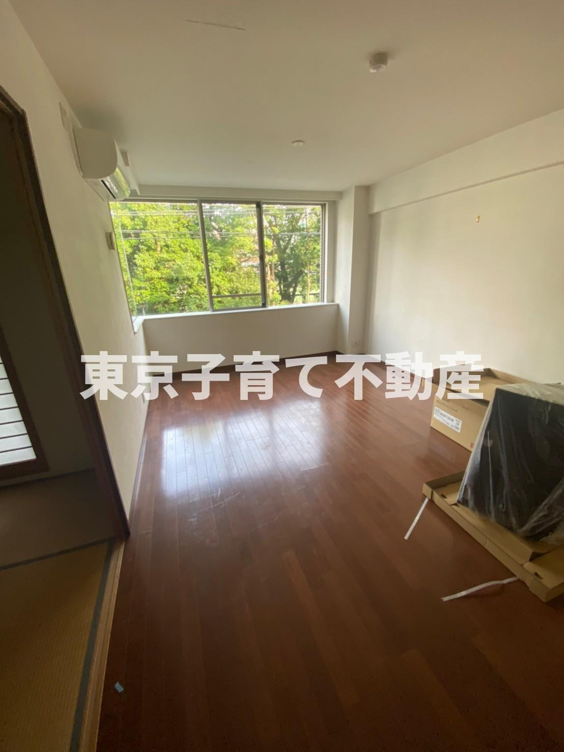 パークハウス白山御殿町の居間・リビング