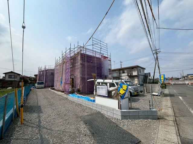 【Livele Garden】　古河市大山　第３　全2邸の前面道路含む現地写真|古河第四小学校まで約600m徒歩8分♪お子様の通学も安心の距離です（＾＾）全2棟現場、早くも1棟ご成約済みです！ぜひ、お気軽にお問い合わせください♪
2026年2月撮影