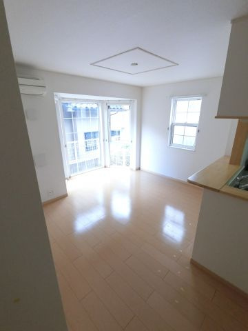 【居間・リビング】