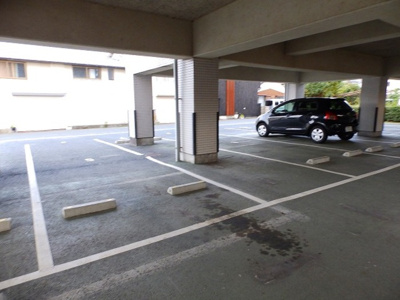 【駐車場】 | レジデンス内田