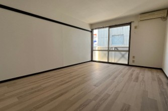 【洋室】 | Crescent　House