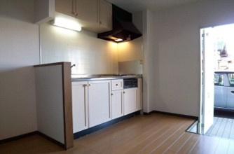 【キッチン】 | Crescent　House