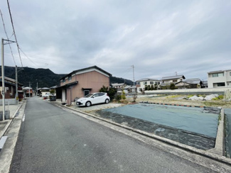 【外観】 | 駐車スペースも確保できます。
