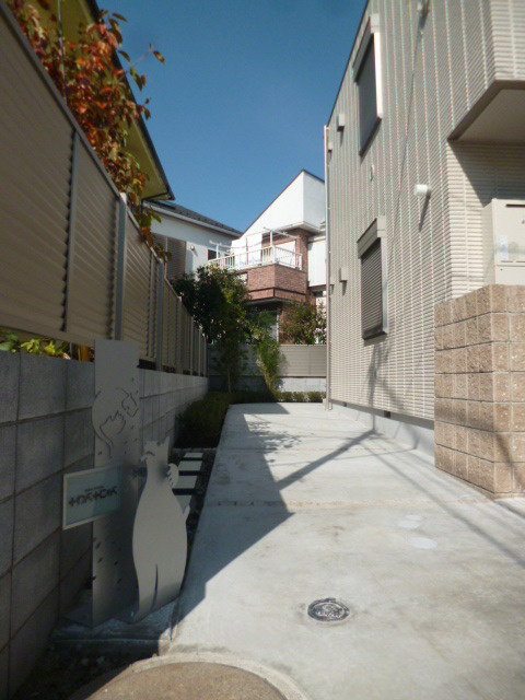 メゾン善福寺８１のその他共用部分|★建物から玄関まで★