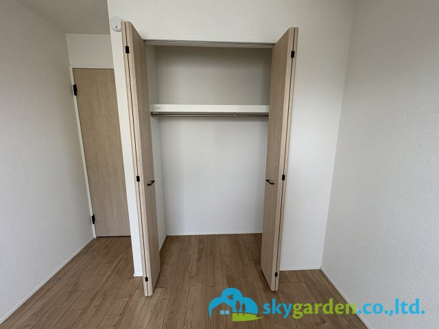 茅ヶ崎市萩園 第１期 ２号棟の収納|十分な収納スペースがあります