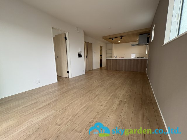 茅ヶ崎市萩園 第１期 ２号棟の居間・リビング